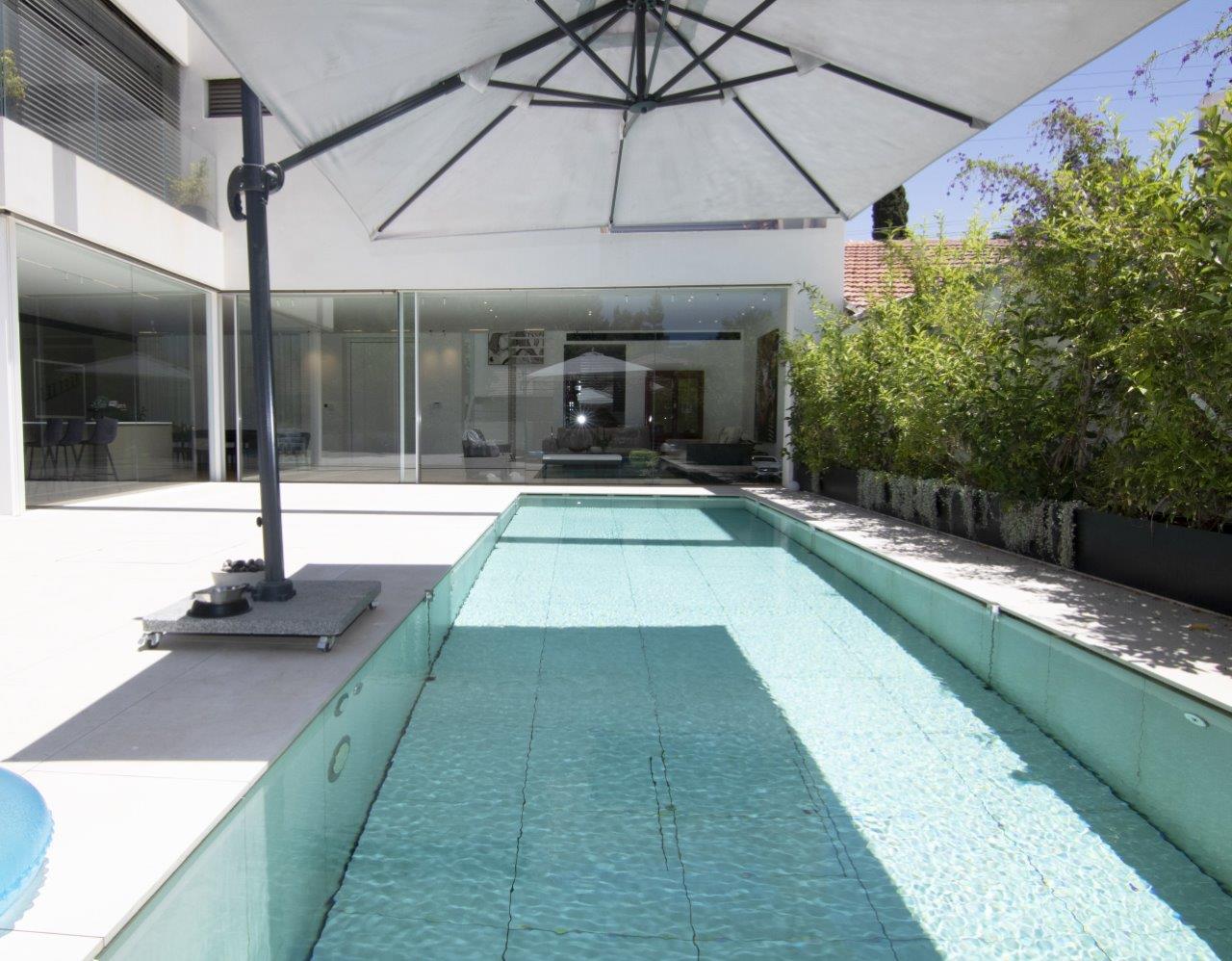 Luxury House in Raanana